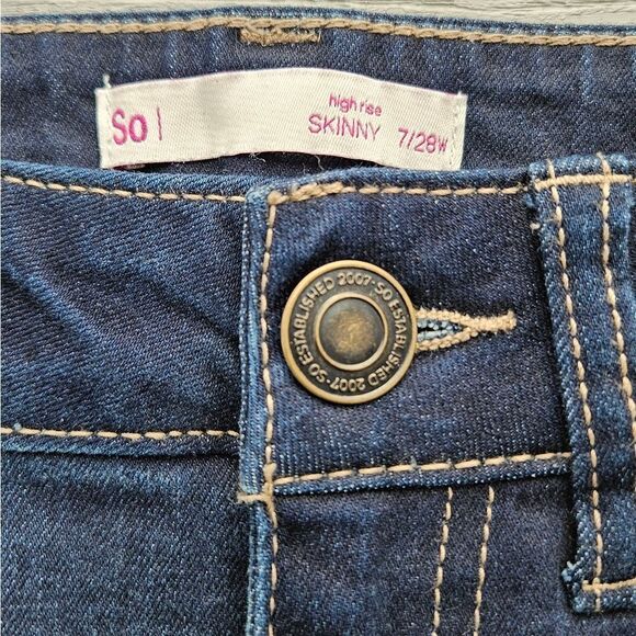 SO Skinny Jeans high rise Size 7 28" waist NEW NO TAGS. - Picture 8 of 14